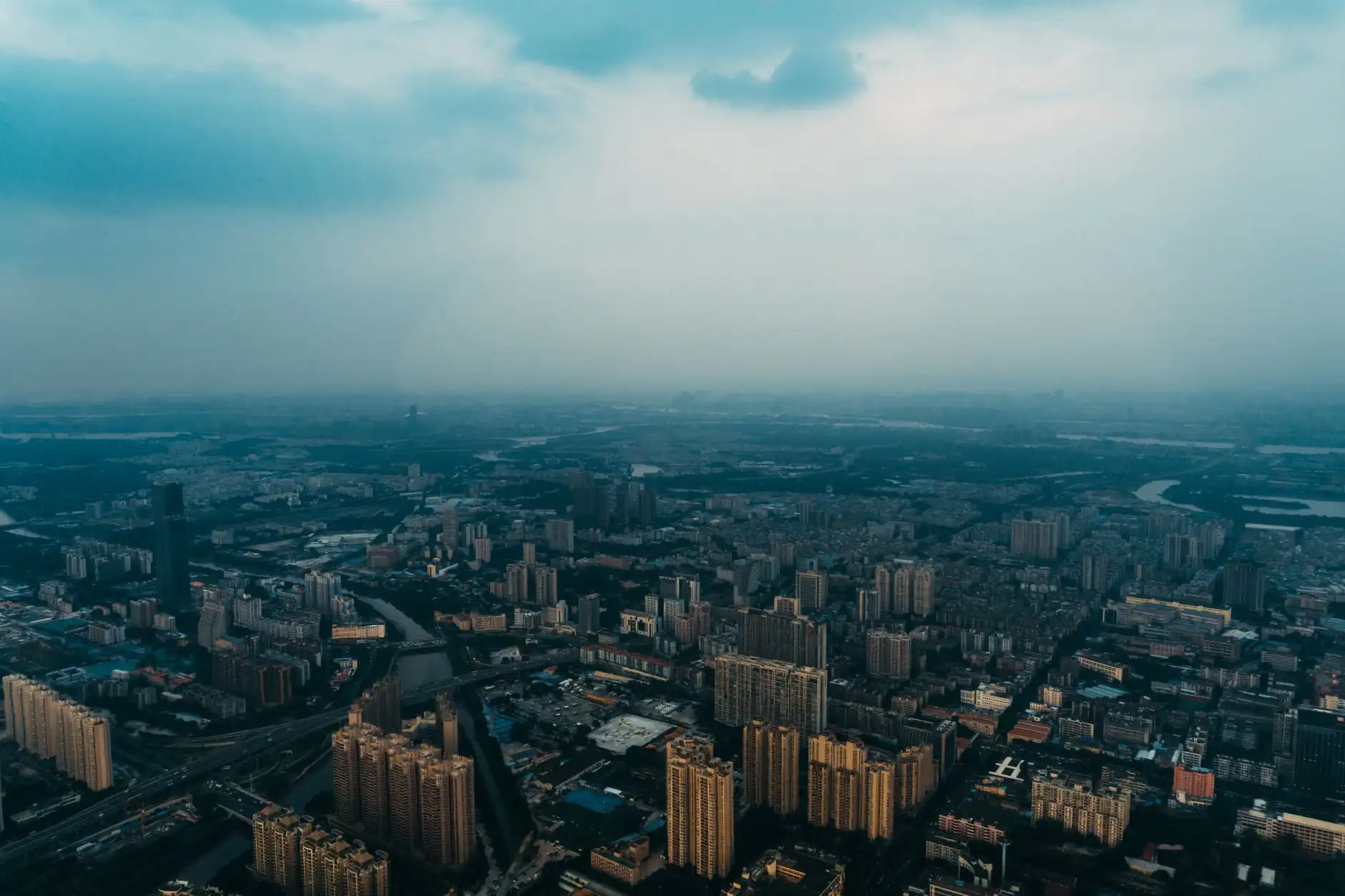 深圳呜啊科技智能插座全系型号参数与场景适配对比