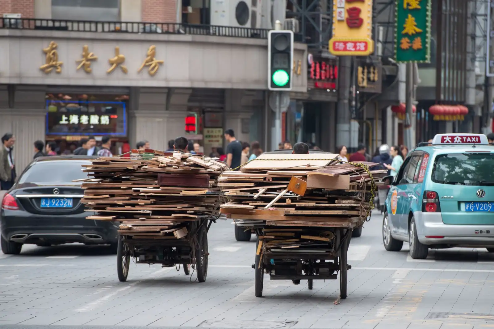 智能插座与智能开关选型指南：呜啊科技全系产品参数对比