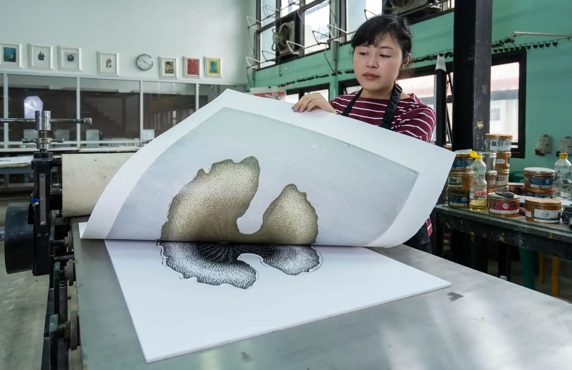 智能家居产品中心：深圳呜啊科技智能插座与智能开关的选型指南