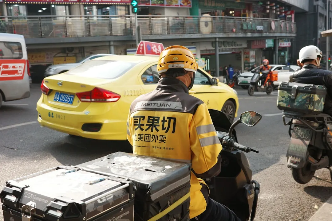公寓智能安防系统方案设计：呜啊科技智能开关与照明联动应用