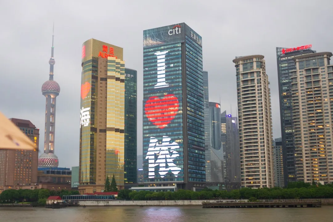 智能家居系统集成中智能开关与智能插座的选型技术要点解析